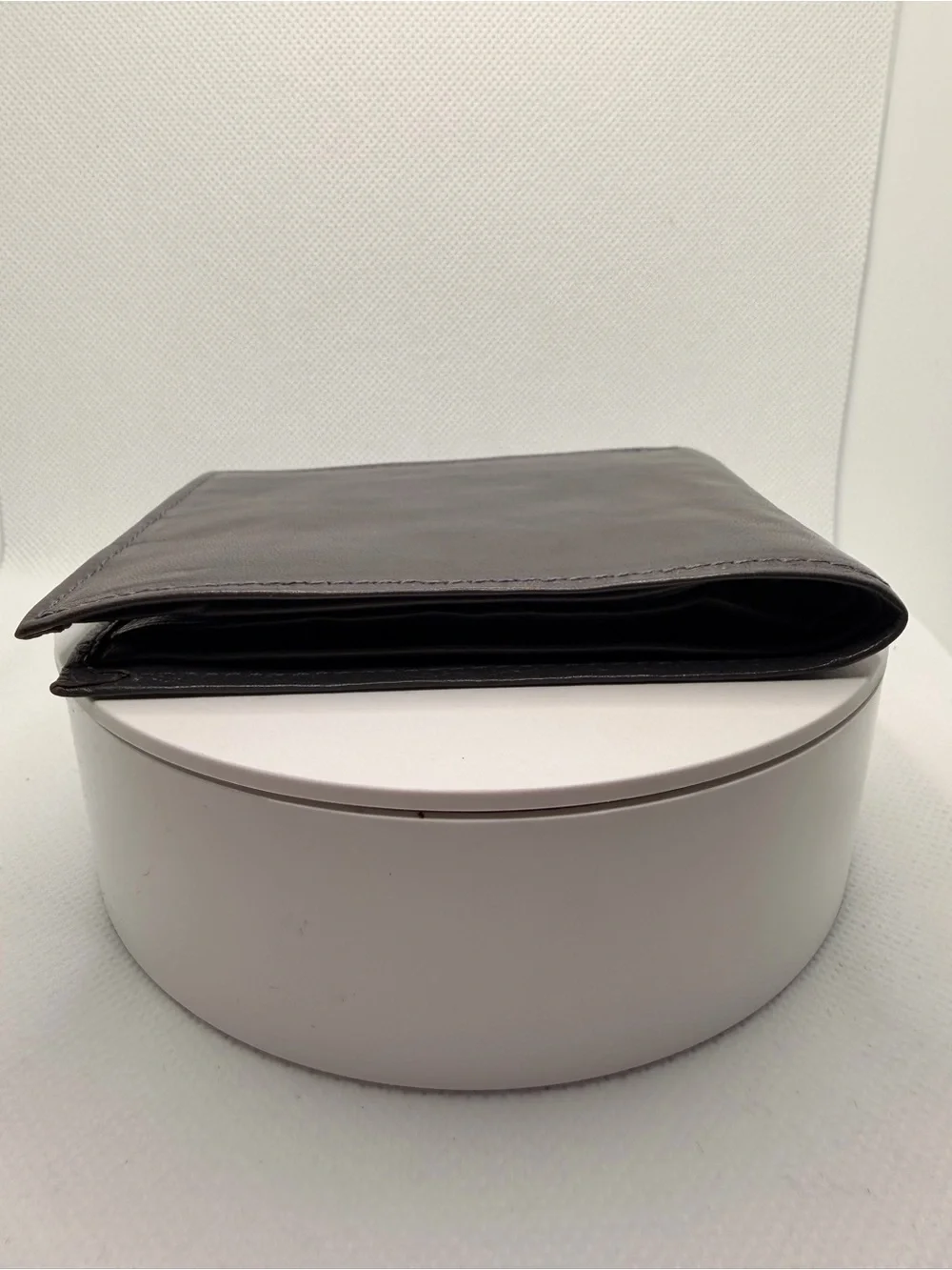 Genuine Leather Grey Minimalist Bi Fold Slim Billfold Wallet